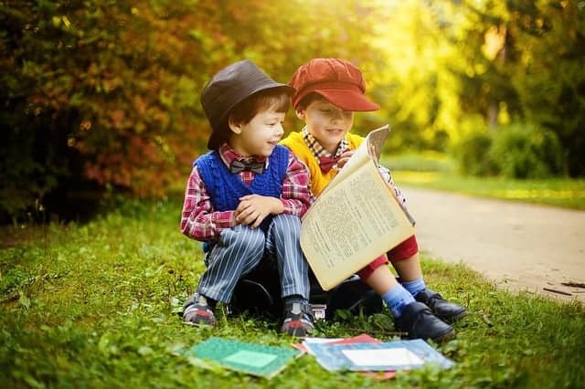 7 Easy parent tips for creating lifelong readers